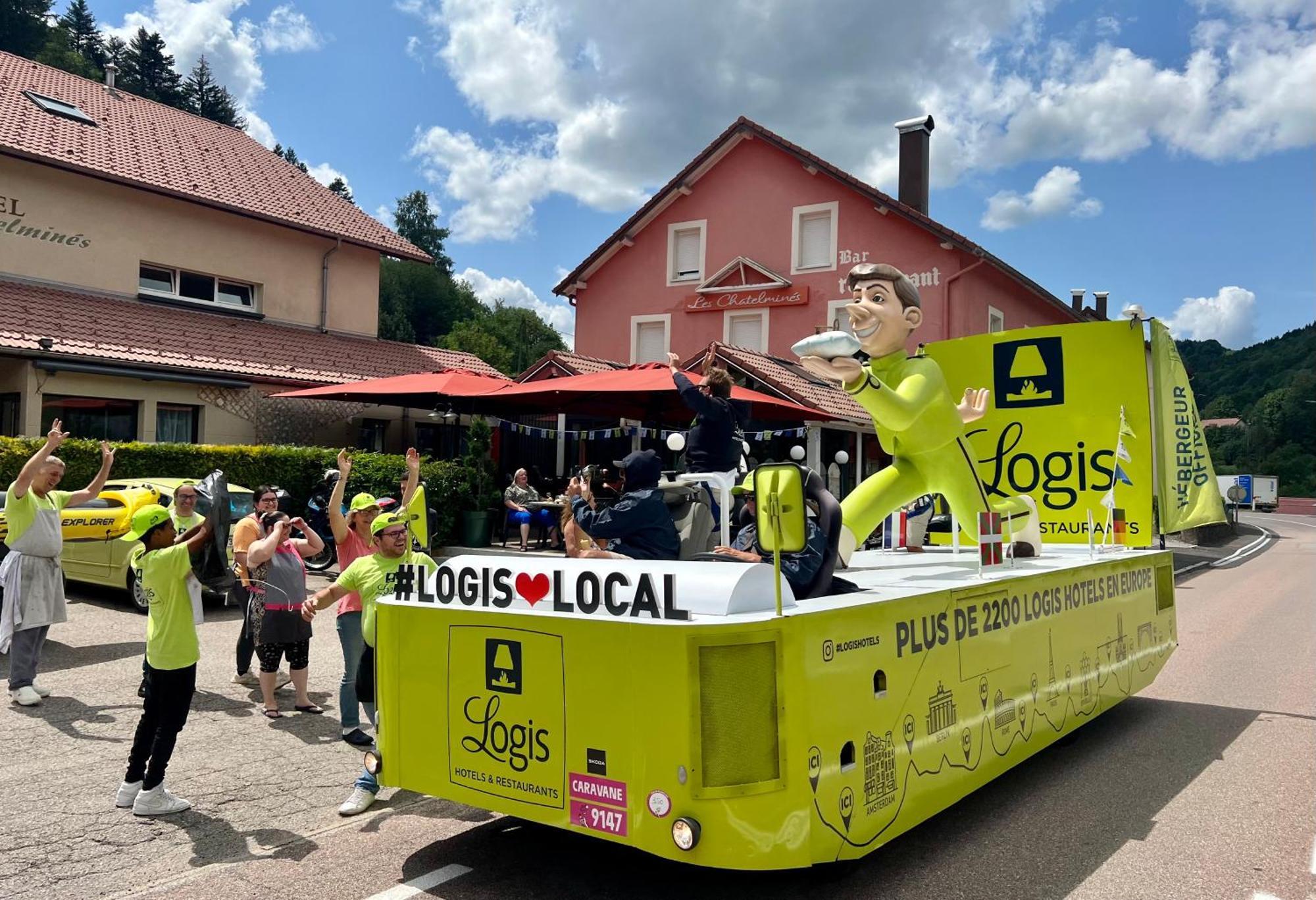 Logis Hotel, Chalets Et Restaurant Les Chatelmines La Bresse Exteriör bild